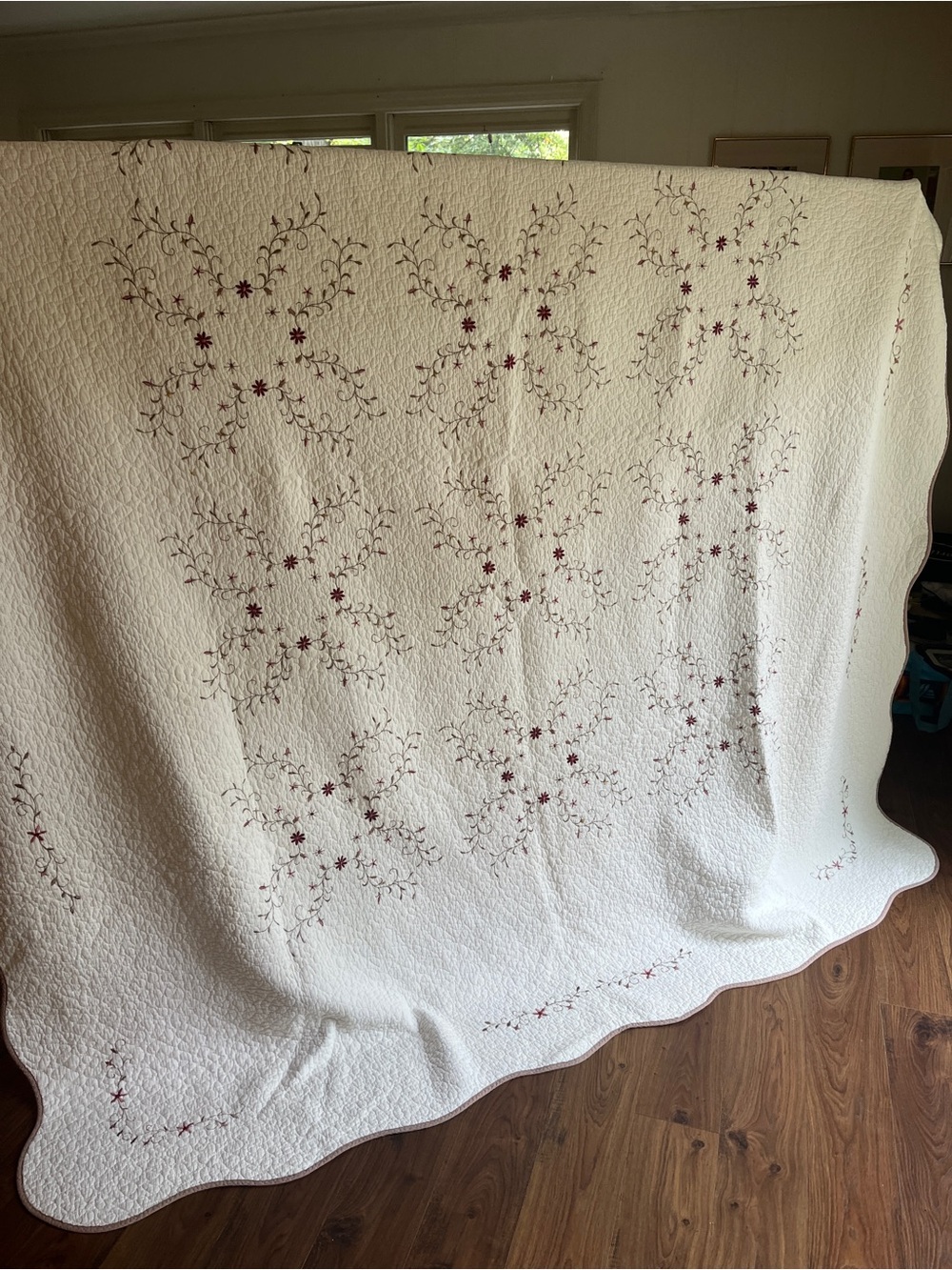Embroidered Floral Vine Quilt with Scalloped Edge